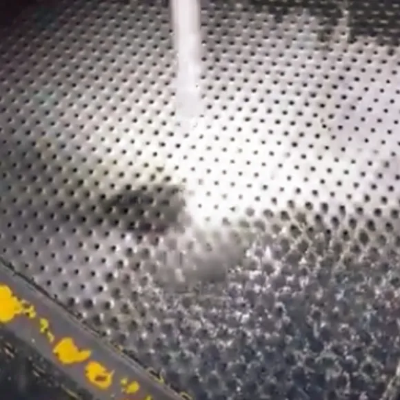 Machine Platform Walkway Cleaning