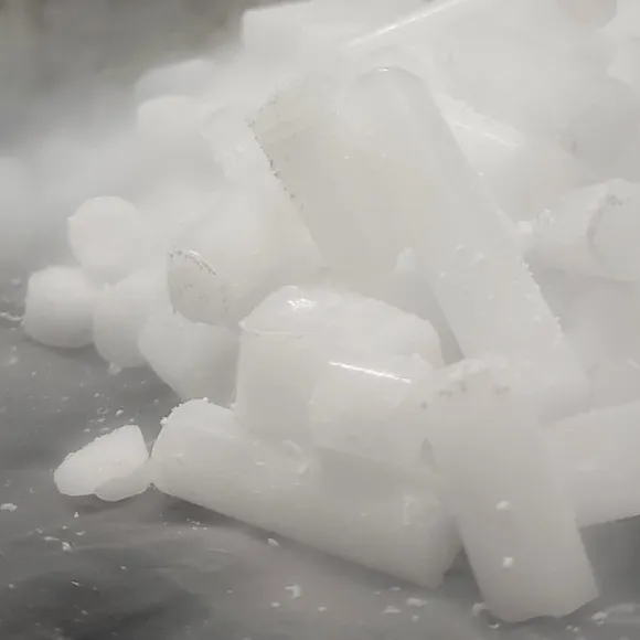 Dry ice for blasting in mining industry