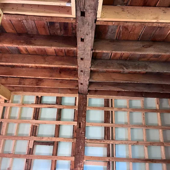 05 - Before sandblasting farmhouse ceiling